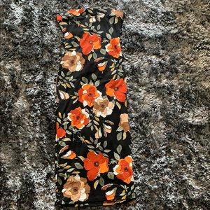 Flowery strapless summer dress